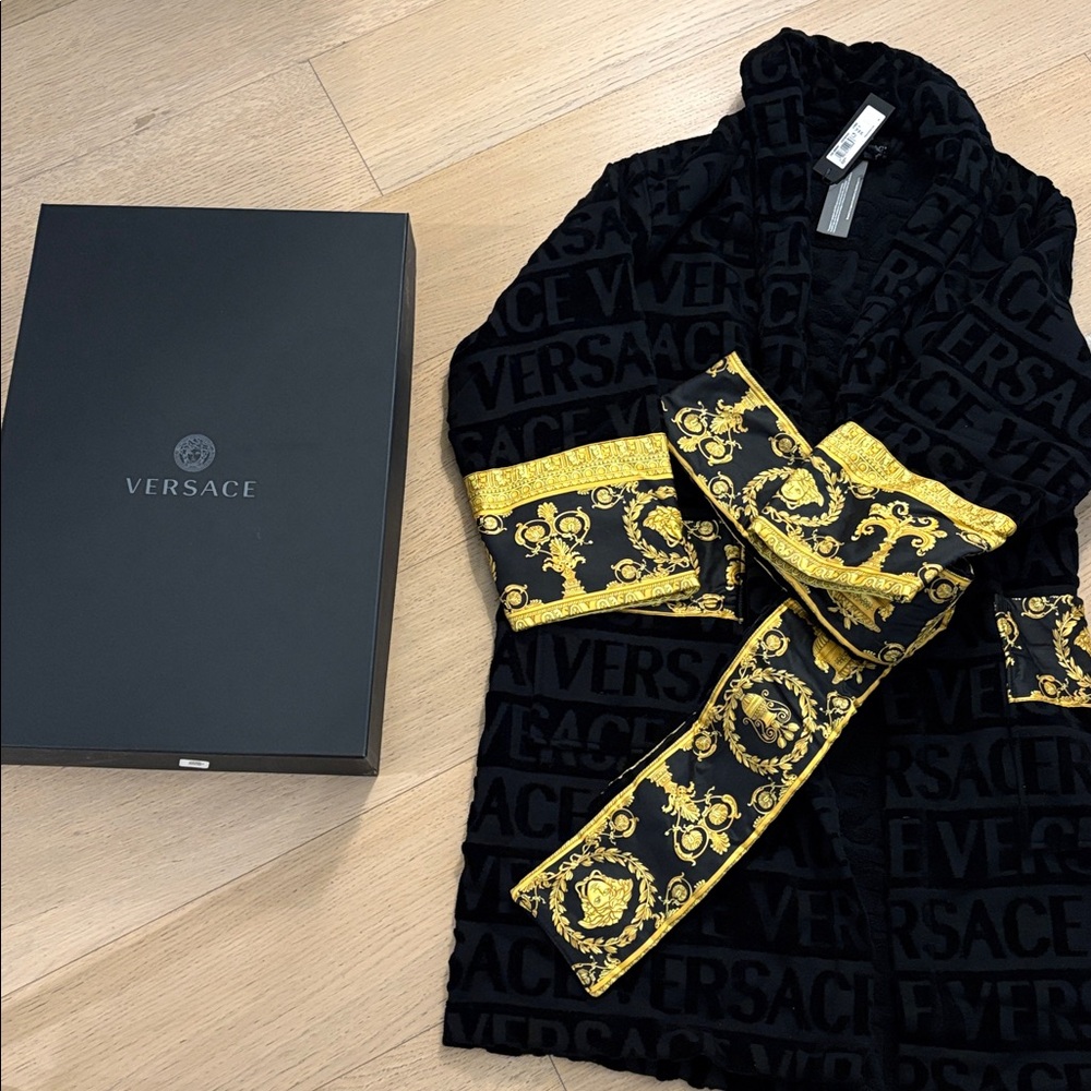Versace Black & Gold Iconic Barocco Bathrobe